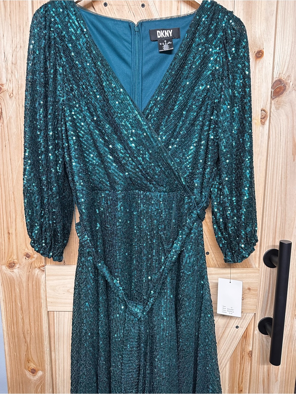 NEW DKNY EMERALD GREEN SEQUINED SPECIAL OCCASION DRESS